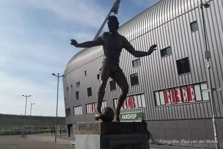 ADO Den Haag knokt zich naar punt door wereldgoal Goossens