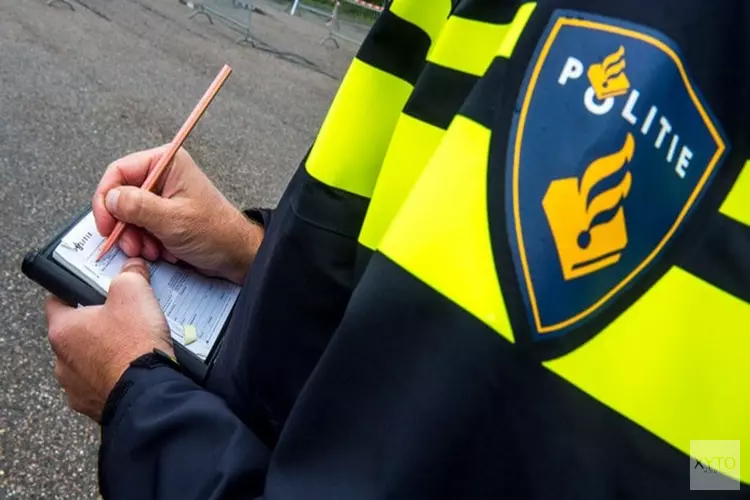 Tientallen boetes tijdens controle op afleiding in het verkeer