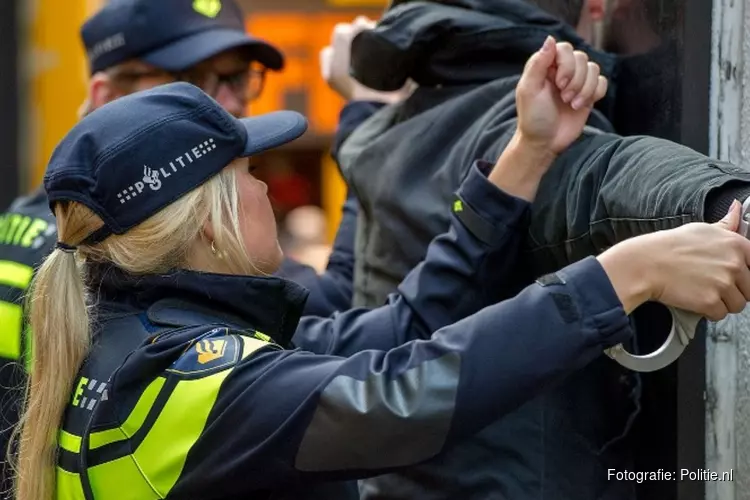 Agressieve winkeldief mishandeld medewerker drogisterij