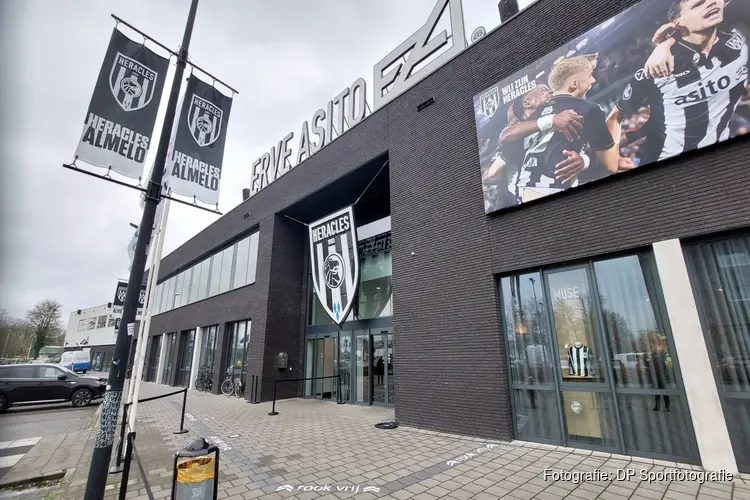 Heracles Almelo in eigen huis afgedroogd door RKC Waalwijk