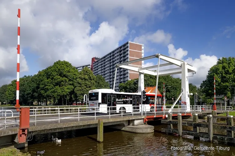 De Voor Elkaar Pas: makkelijker met de bus